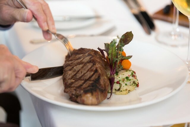 Clubhouse Dining